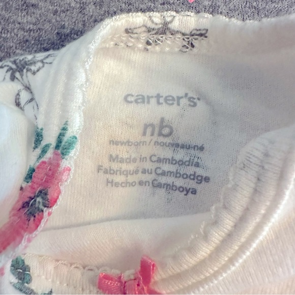 Carters Baby Girl Onesie and bottom Set - Picture 5 of 6
